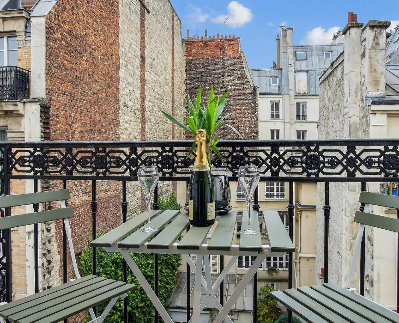 Hotel Maat Batignolles Paris