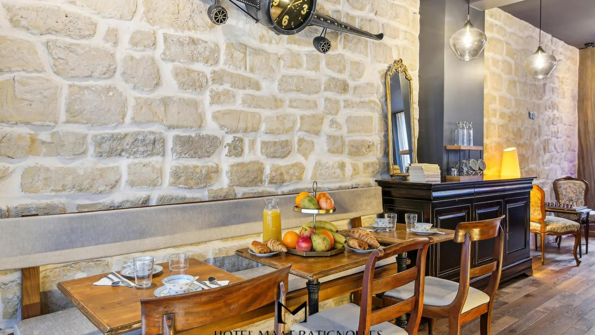Hotel Maat Batignolles Paris 0*,  France