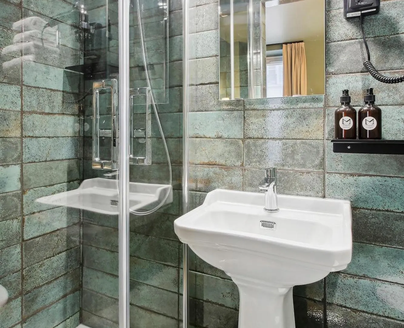 Hotel Maat Batignolles Paris